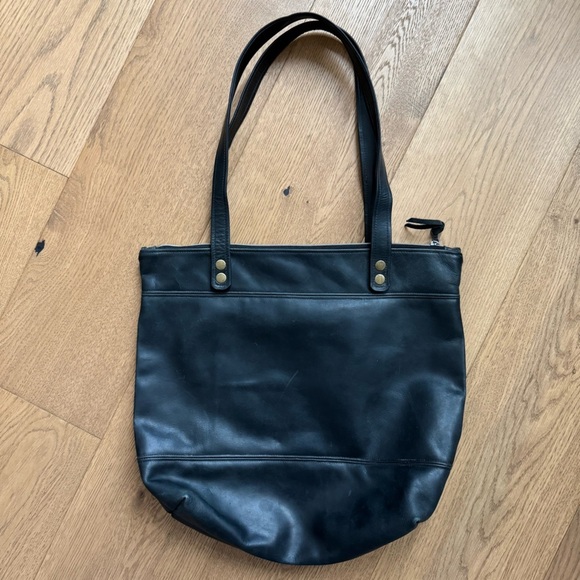 Maple Rose Leather Handbags - Maple Rose Leather - The Westcombe Signature Bag - Black Leather Tote - EUC